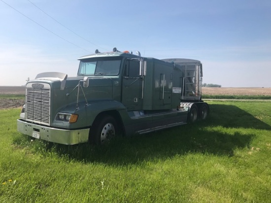 1994 Freightliner Semi Tractor