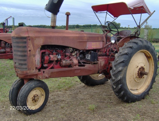 Massey Harris Model 33 tractor runs