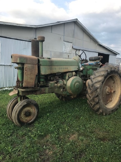 JD 730 tractor