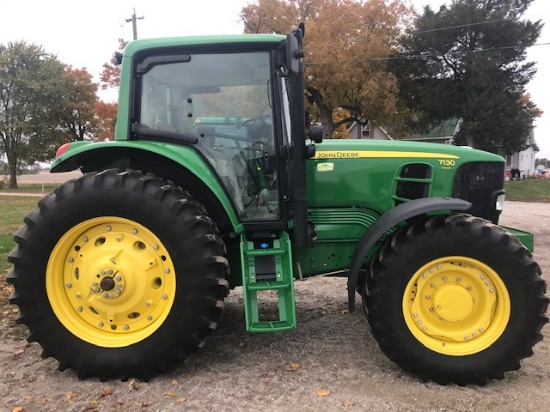 2012 JD 7130 Premium Tractor