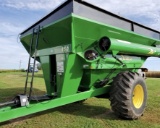 J & M 850 Grain Cart