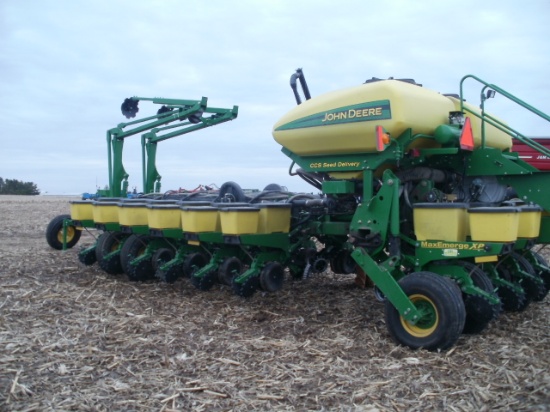 JD 1770NT 16-30" Planter