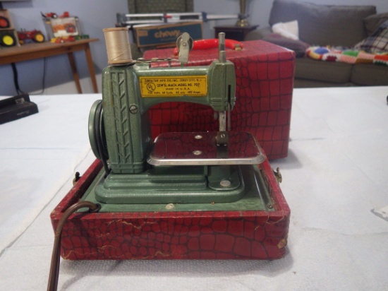 Betsy Ross sewing machine miniature