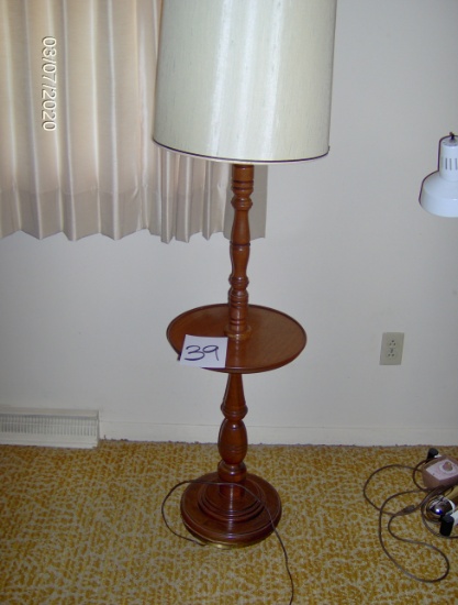 floor lamp