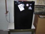 Dorm refrigerator & stand
