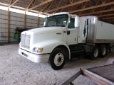 2001 Ih Semi Tractor