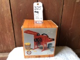 ERTL  corn sheller toy