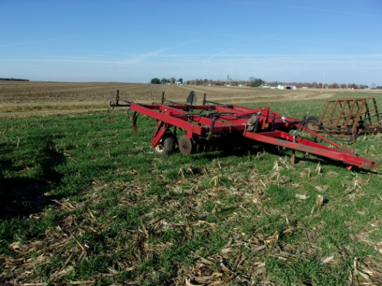 Kewanee chisel plow