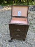 2 Drawer Vanity Bench W/flip Top 12x17x26h