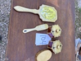 Dresser Set