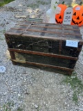 Flat Top Trunk