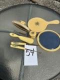 Dresser Set