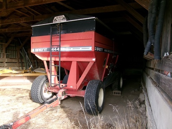 Brent 444 Gravity Flow Wagon
