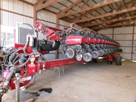 (2009) C /IH Early Riser 1240 Planter