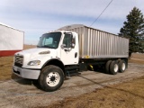 (2006) Freightliner Tandem Grain Truck