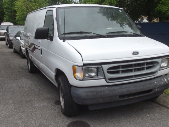 2001 Ford Econoline 150 Cargo Van