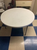 5’ Round Folding Table