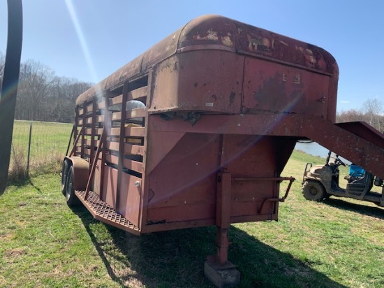 16' Gooseneck Cattle Trailer