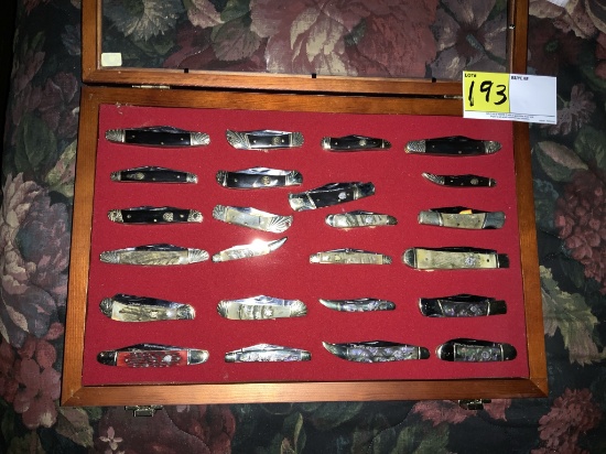 Frost Family 2 Count w Display