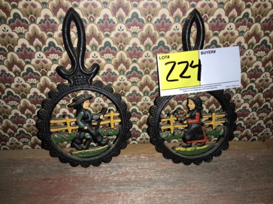 Cast Iron People Trivet (2)
