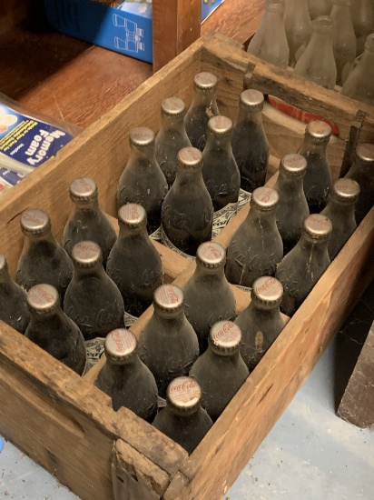 Wood Crate w/24 Bottles of Coca-Cola