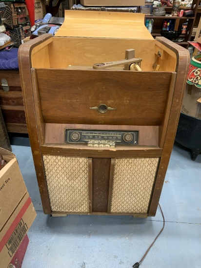 Floor Radio/Record Player