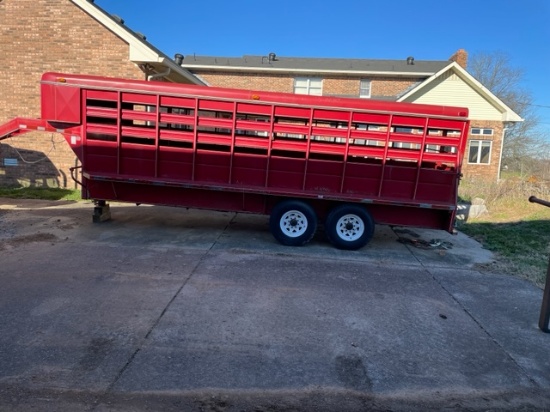 Wil-Ro 20' Gooseneck Cattle Trailer