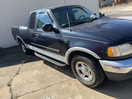 2000 Ford F150 Pickup Truck