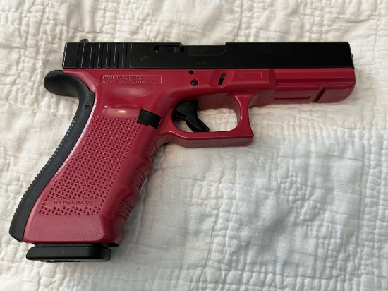 Glock 17 Gen4 9mm in Hard Case w/Extra Mags