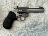 Ruger SP101 .327 Fed Mag in Case w/Extra Grip