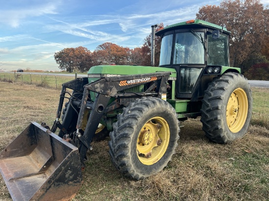 JD 2950 Tractor w/Loader