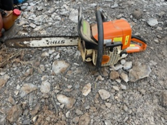Stihl 16” MS 250 Chainsaw