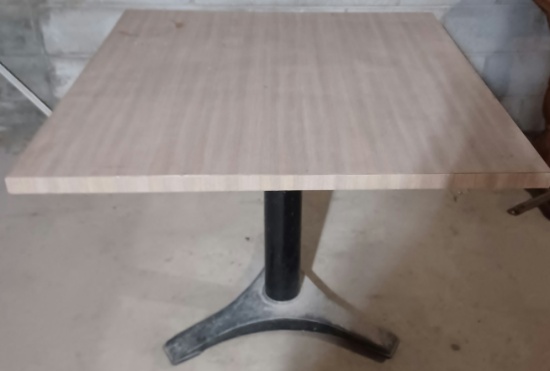 Restaurant Style Table