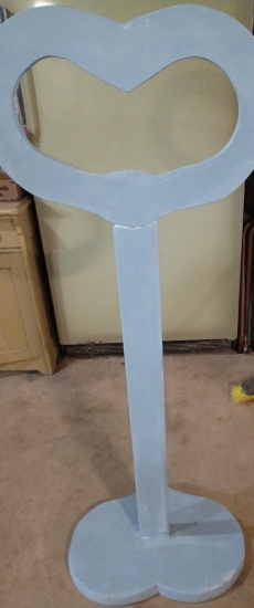 Wooden Quilt Holder