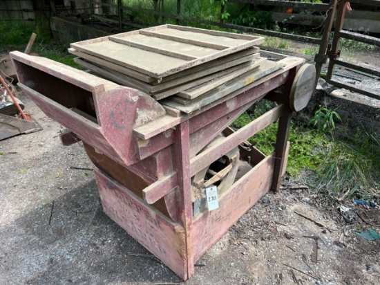 Seed Cleaner w/Extra Screens