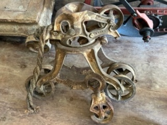 Hay Conveyer and Pulley