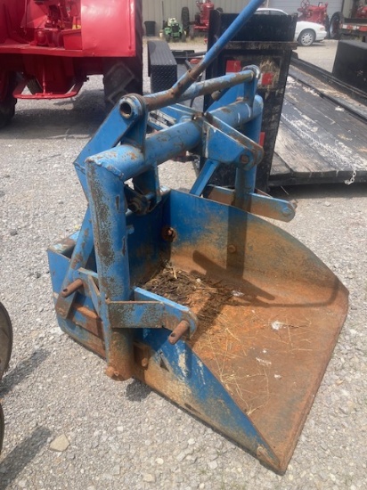 Ford Pond Scoop