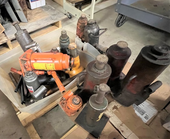 Pallet of Bottle Jacks