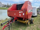 NH BR780 Hayroller