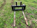 Pallet Forks for Skid Steer