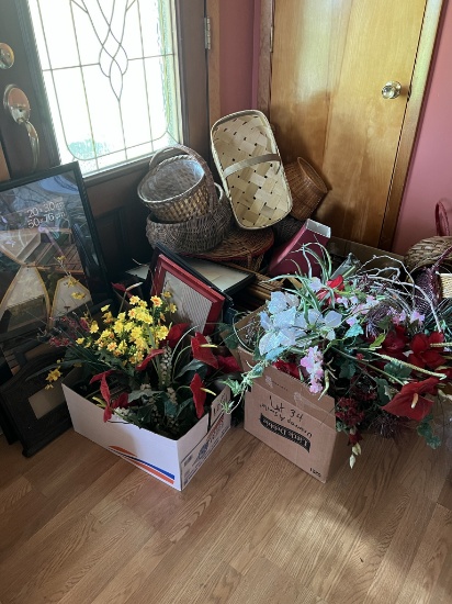 Artificial Flowers, Baskets, Picture Frames, Home Decor