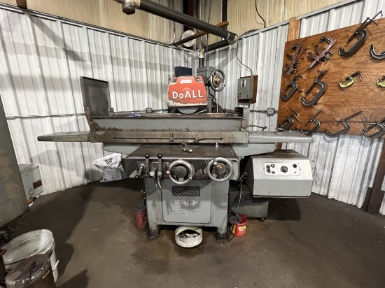 DoALL D-10 1030 Surface Grinder Fully Hydraulic Crossfeed & Coolant (220)
