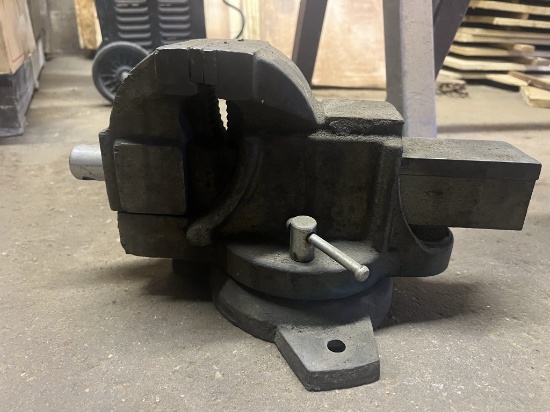 Bench Vice