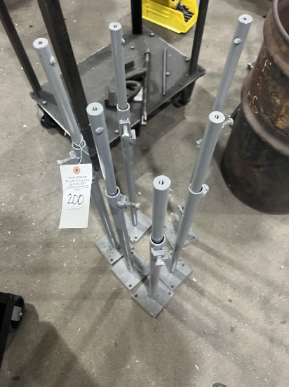 6 Adjustable Holders