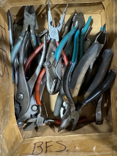 Pliers