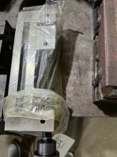 Machine Vise