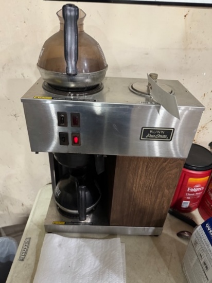 Bunn Coffee Maker w/2 Pots