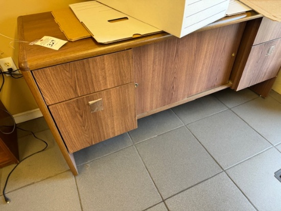 Desk
