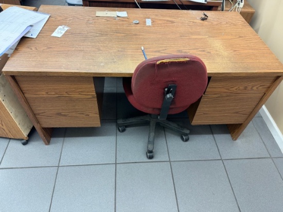 Desk With Chair