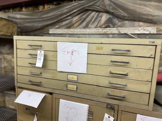 Plat Cabinet